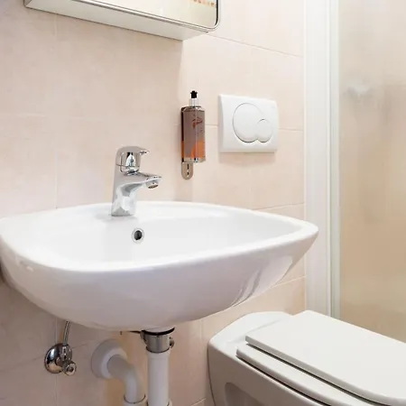 San Sebastiano 4 بورمْيو