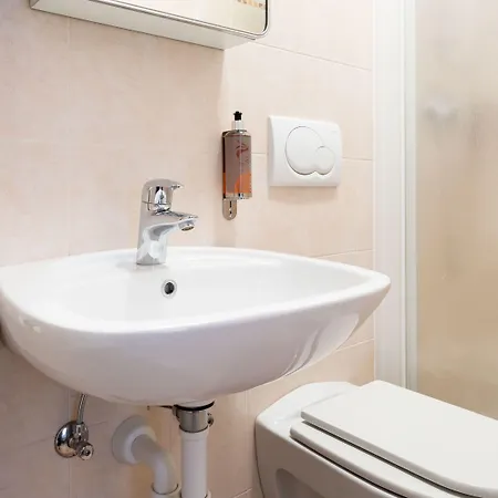 San Sebastiano 4 شقة